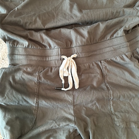 Romper by Philanthropy size M - Picture 3 of 5